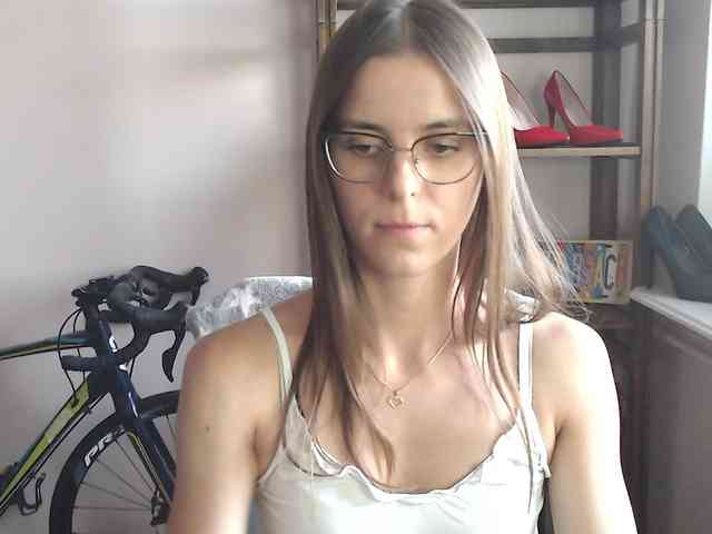 MegiKiss webcam