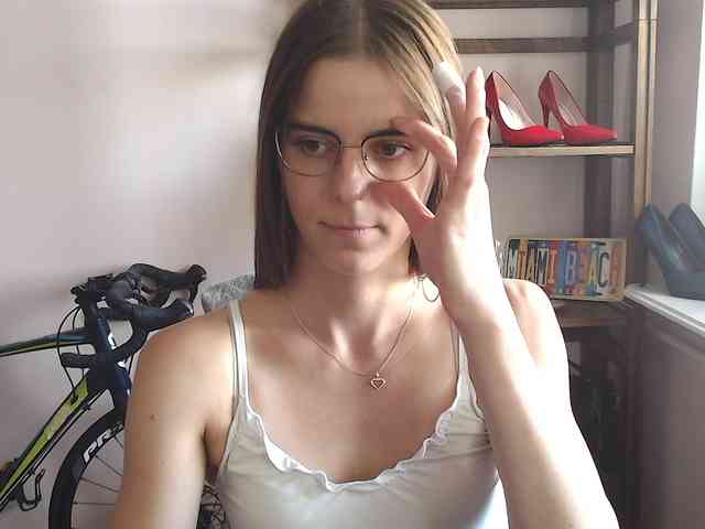MegiKiss webcam
