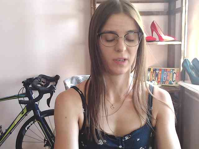 MegiKiss webcam