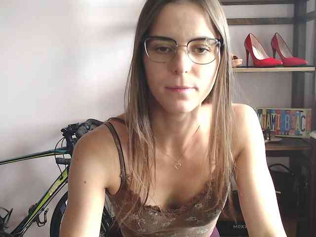 MegiKiss webcam