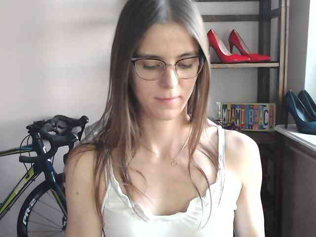 MegiKiss webcam