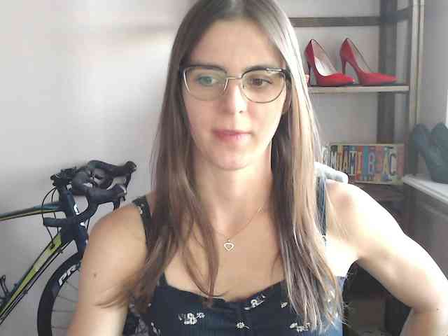 MegiKiss webcam