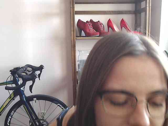 MegiKiss webcam