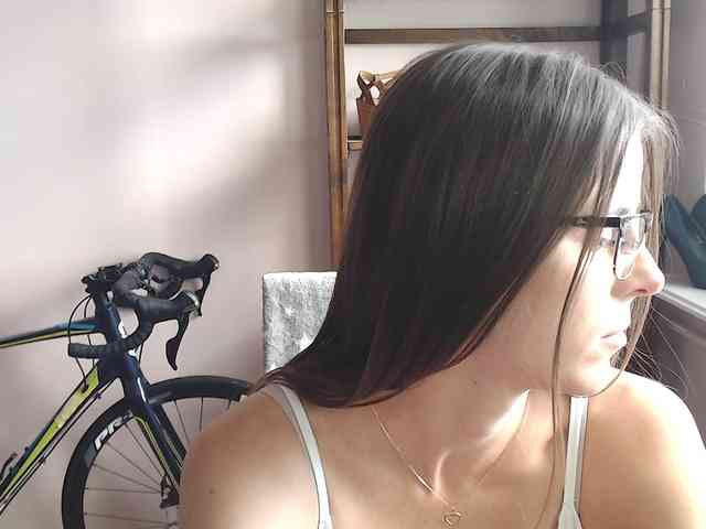 MegiKiss webcam