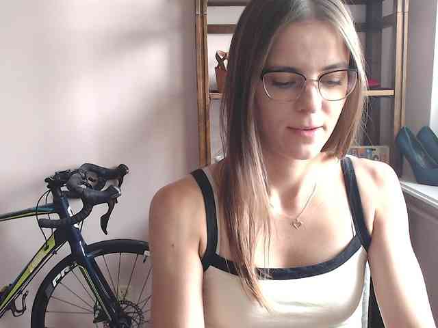 MegiKiss webcam
