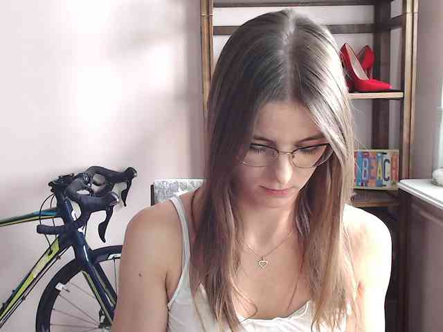 MegiKiss MegiKiss