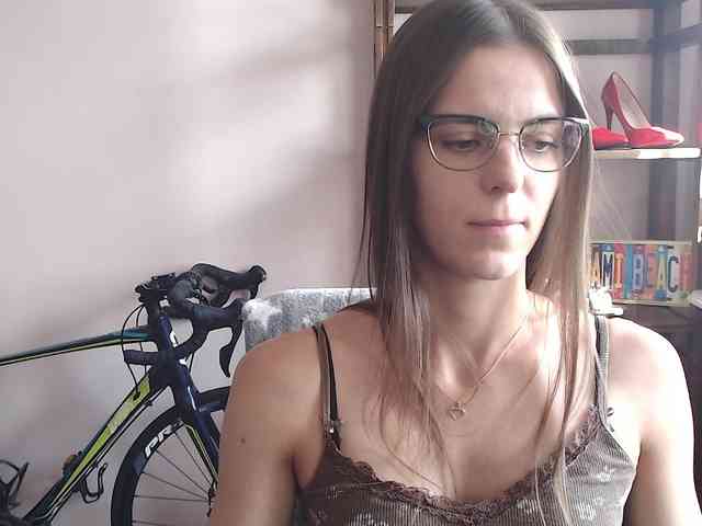 MegiKiss webcam