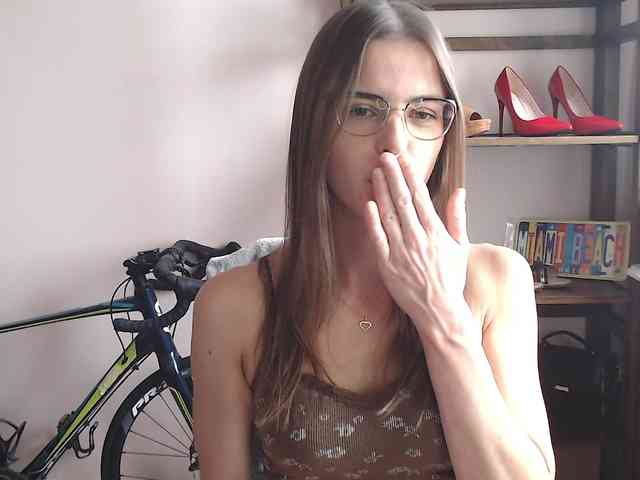 MegiKiss webcam
