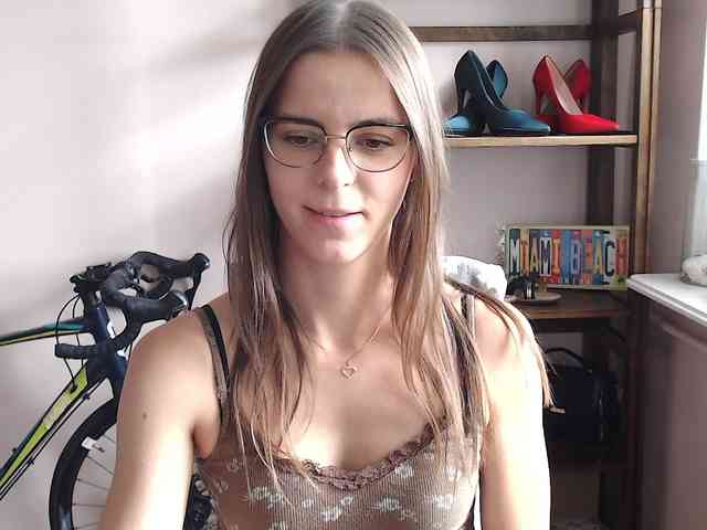 MegiKiss webcam