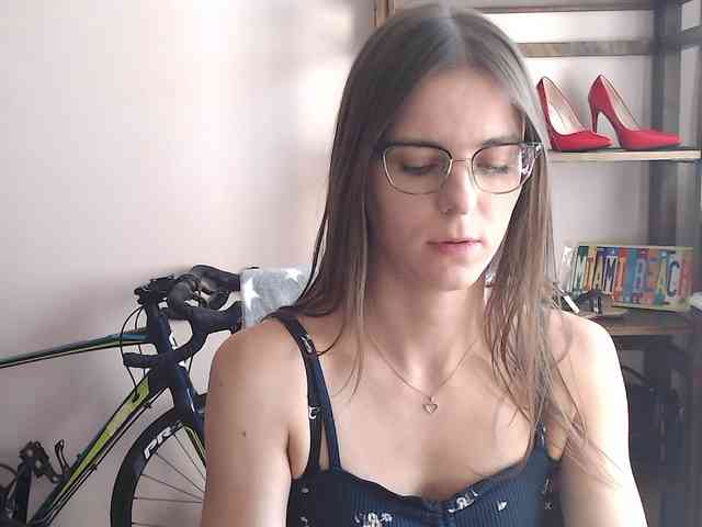 MegiKiss webcam