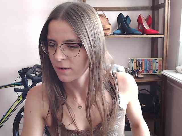 MegiKiss webcam