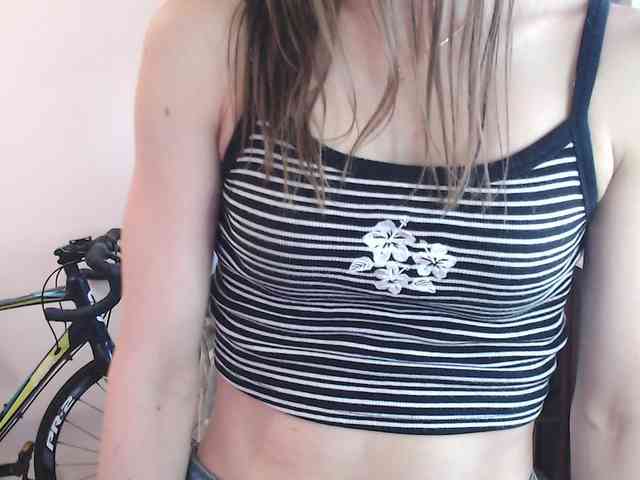 MegiKiss webcam