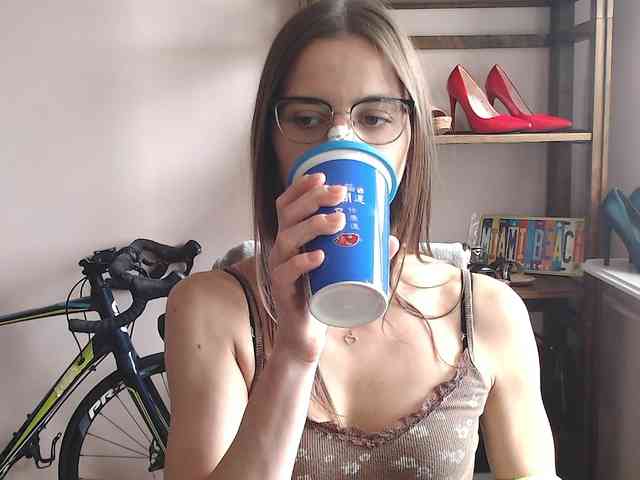 MegiKiss webcam