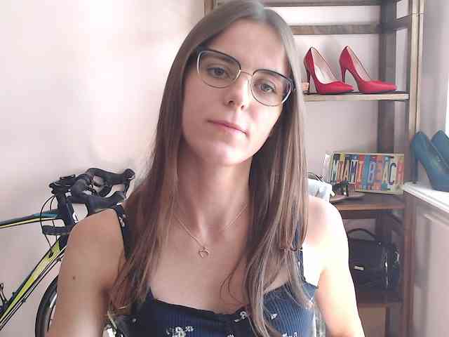 MegiKiss webcam
