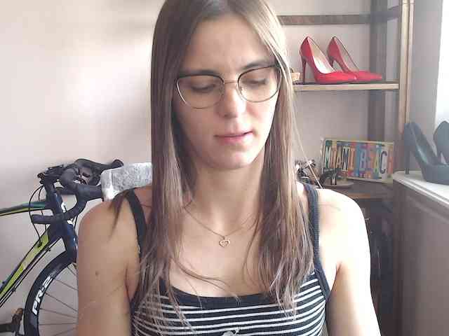MegiKiss webcam