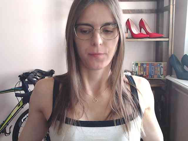 MegiKiss webcam