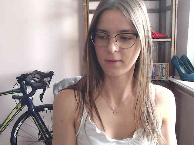 MegiKiss webcam