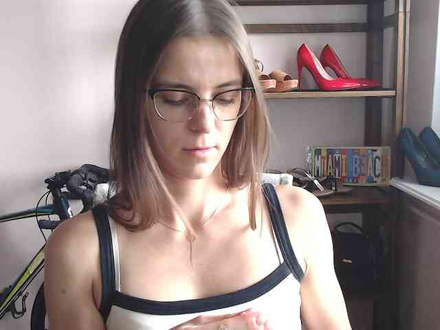 MegiKiss webcam