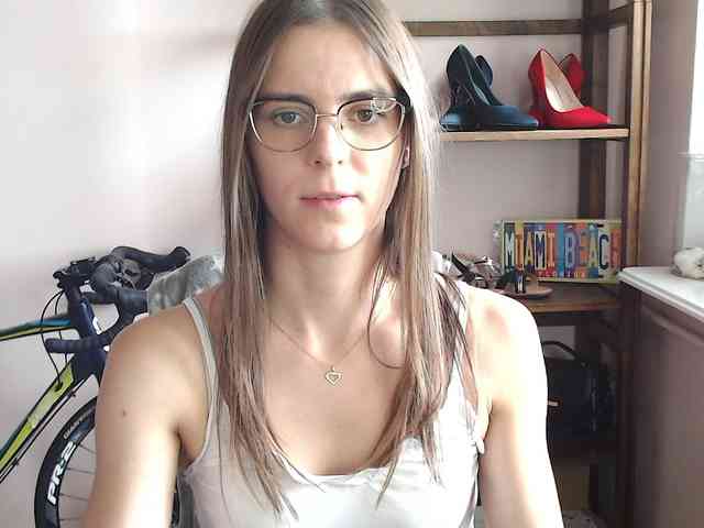 MegiKiss webcam