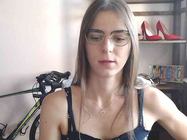 MegiKiss webcam
