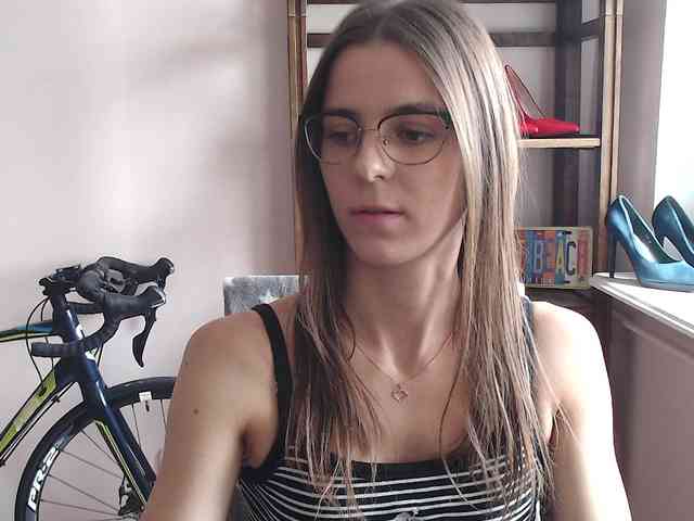 MegiKiss webcam