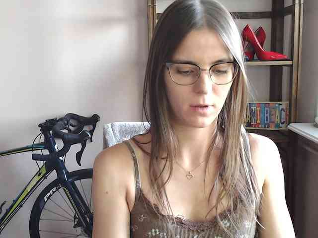 MegiKiss webcam