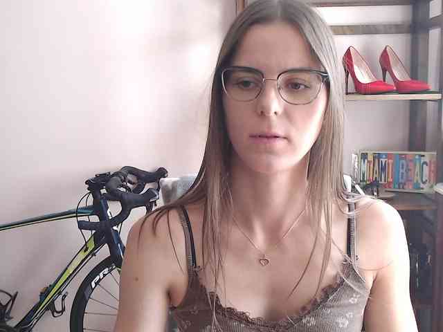 MegiKiss webcam