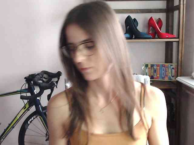 MegiKiss webcam