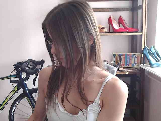 MegiKiss webcam