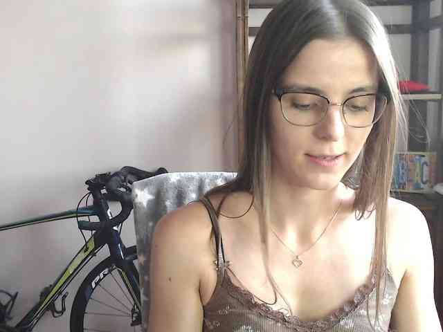MegiKiss webcam