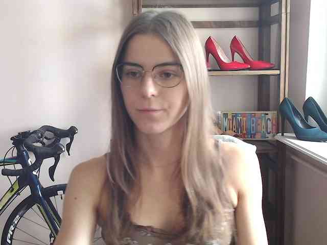 MegiKiss webcam
