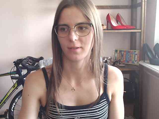 MegiKiss webcam