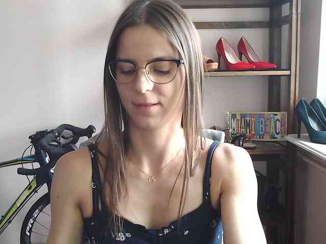 MegiKiss webcam