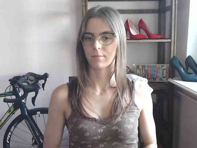 MegiKiss webcam
