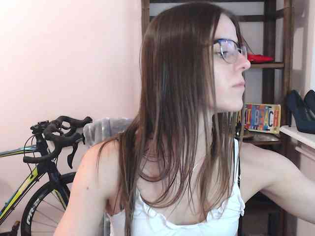 MegiKiss webcam