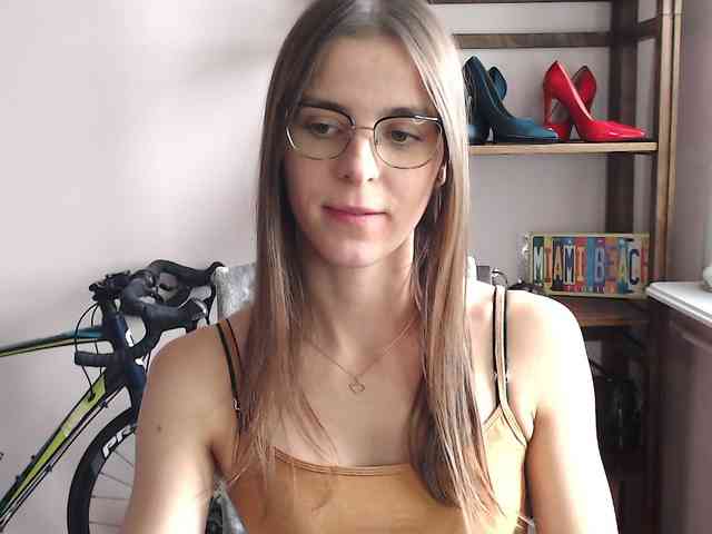 MegiKiss MegiKiss