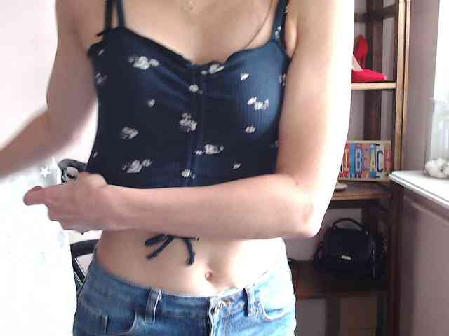MegiKiss webcam