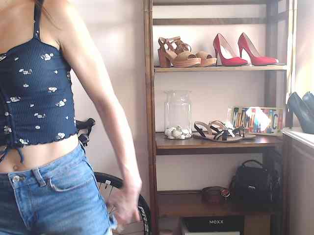 MegiKiss webcam