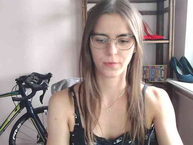 MegiKiss MegiKiss