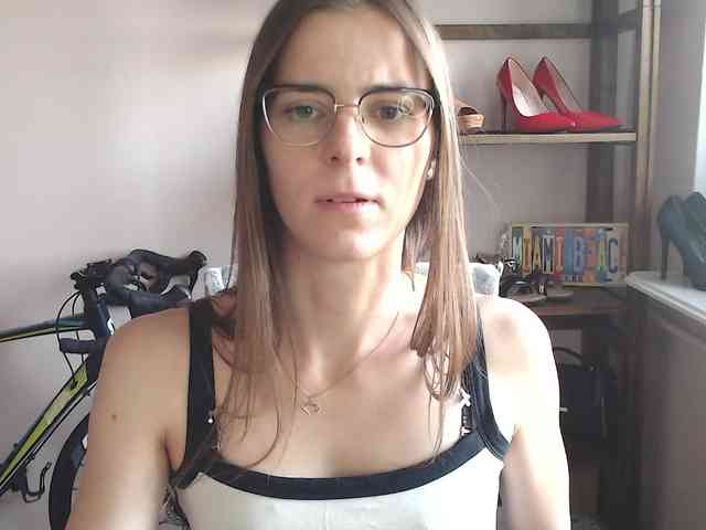 MegiKiss webcam