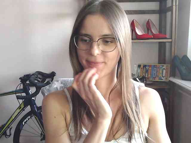 MegiKiss webcam