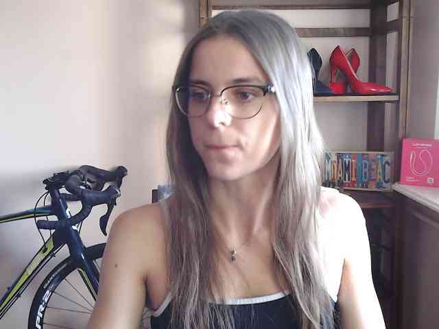 MegiKiss webcam
