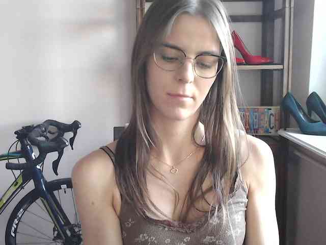 MegiKiss webcam