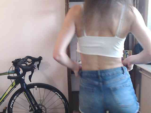 MegiKiss webcam