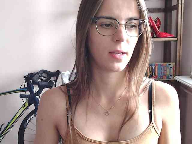 MegiKiss webcam