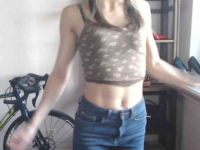 MegiKiss webcam