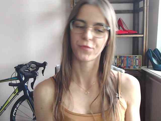MegiKiss webcam