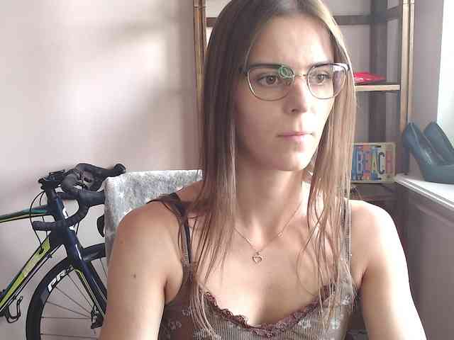 MegiKiss webcam