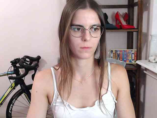 MegiKiss webcam