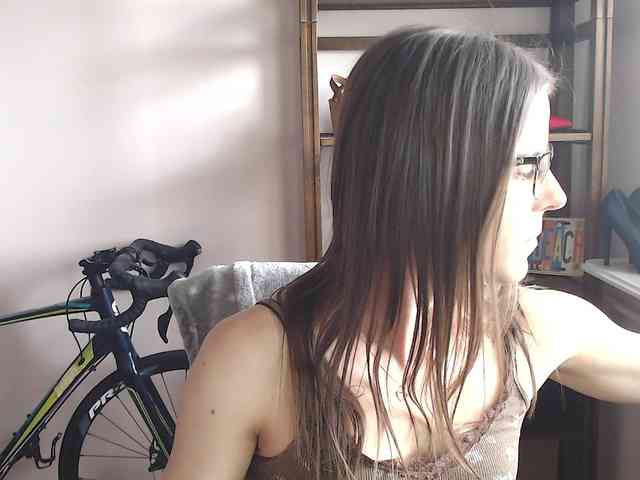 MegiKiss webcam